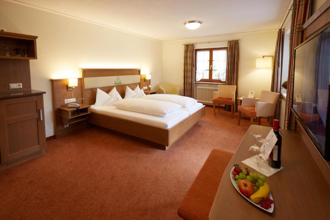 Wander- & Wellnesshotel Naegele Höchenschwand Zewnętrze zdjęcie