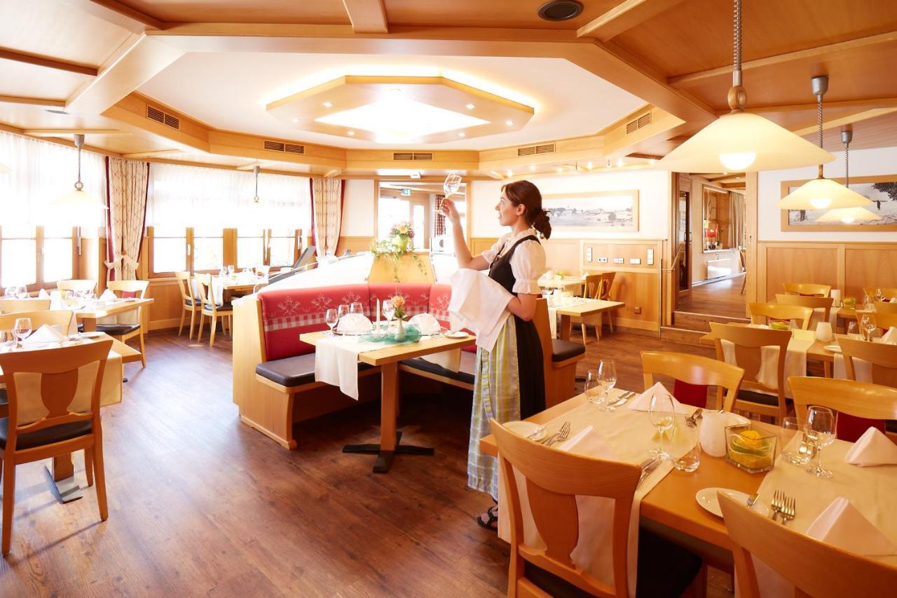 Wander- & Wellnesshotel Naegele Höchenschwand Zewnętrze zdjęcie