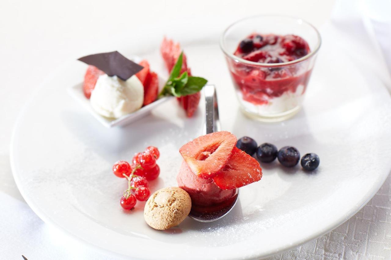 Wander- & Wellnesshotel Naegele Höchenschwand Zewnętrze zdjęcie